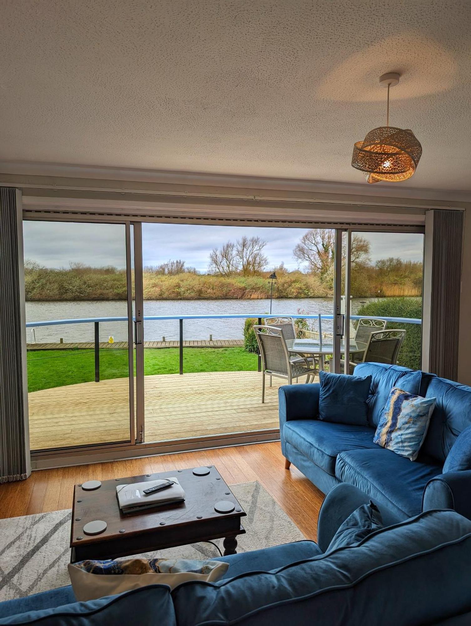 River View - Norfolk Broads Brundall Extérieur photo